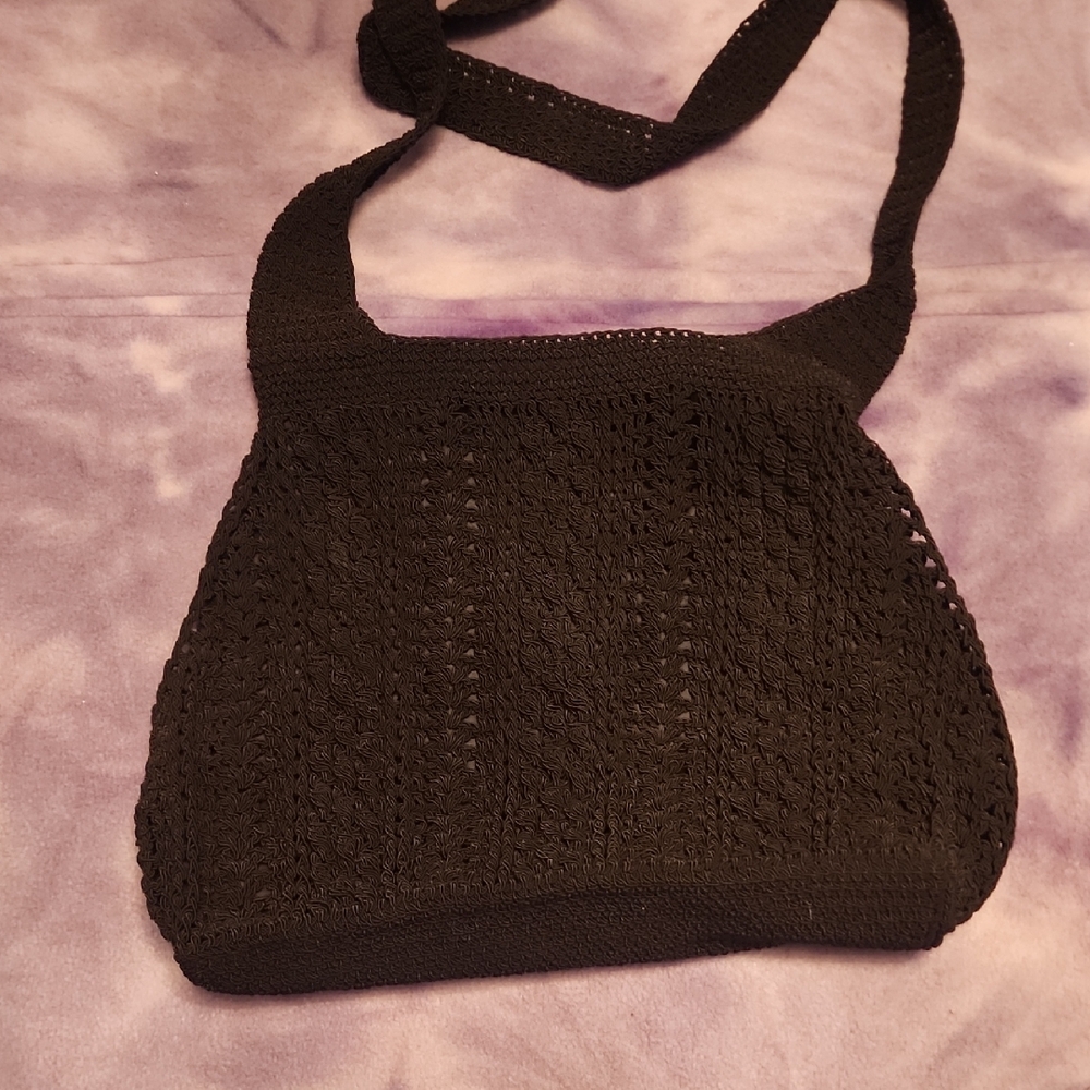 Black Minimalist Shoulder Bag with Matte Finish